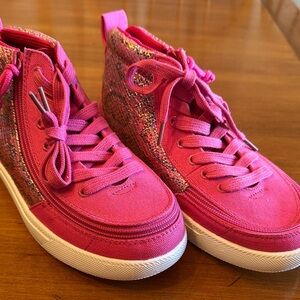 New Girls Fuchsia Snake Billy Classic D/R High
Size 4w